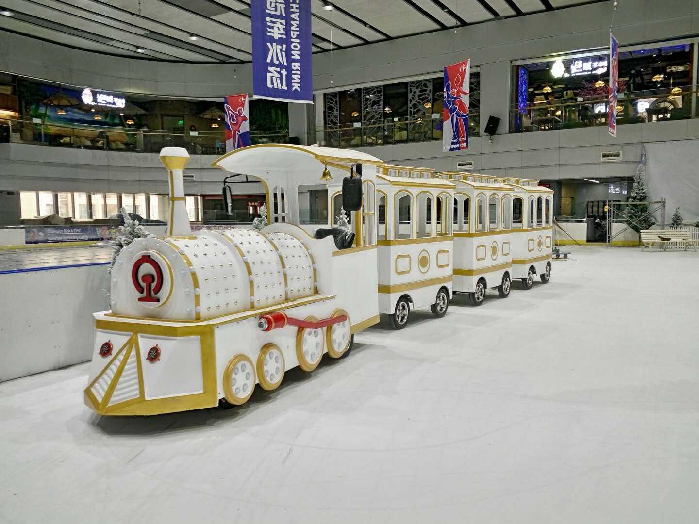 阳江镇景区小火车